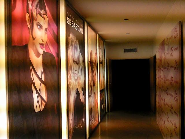 LLUVIA , PELUQUERIA Y BUENA COMPANIA EN EL WELLA ESTUDIO