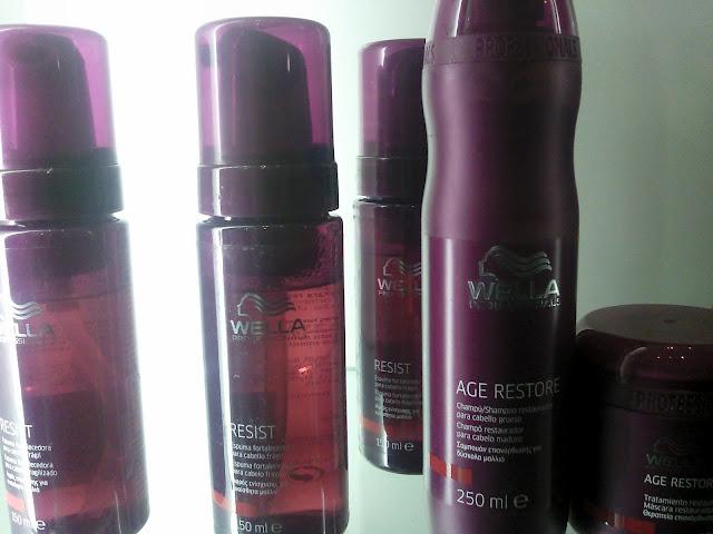 LLUVIA , PELUQUERIA Y BUENA COMPANIA EN EL WELLA ESTUDIO