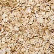 av4 La bebida de avena una alternativa saludable a la leche de vaca (y su lactosa).