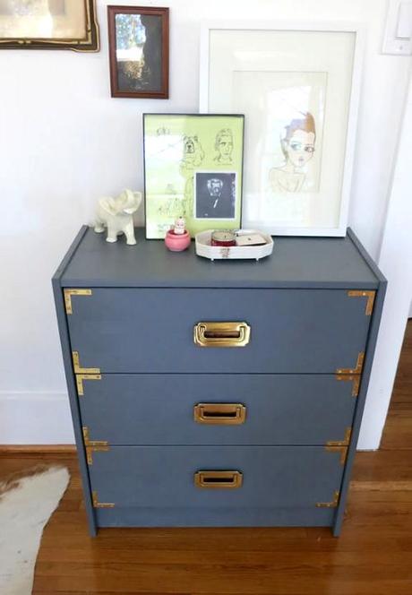 antes y despues comoda RAST efecto envejecido tiradores dorados