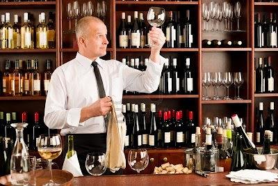 DIEZ REGLAS DE ORO A LA HORA DE ELEGIR EL VINO EN UN RESTAURANTE