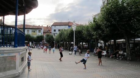 Santoña, rutas, tiendas, paseos, gastronomía…