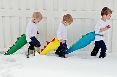 colas de dinosaurio de colores 