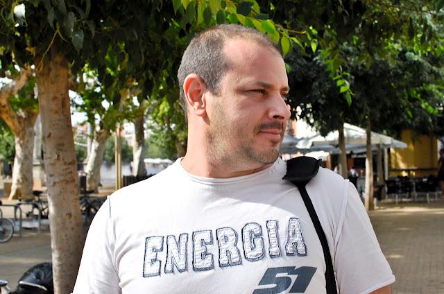 “Donde no hay una experiencia social acumulada y compartida, están todos atomizados”