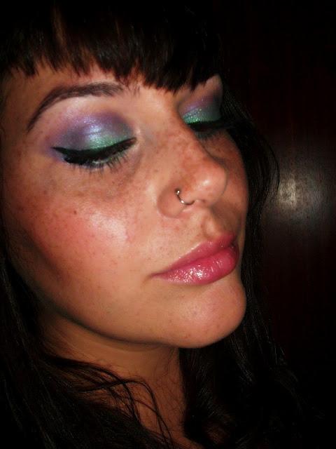 Look Electric Green-Violet de KIKO