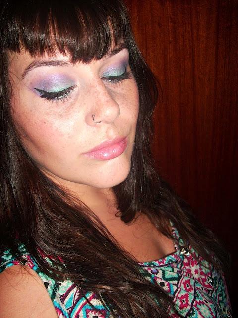 Look Electric Green-Violet de KIKO