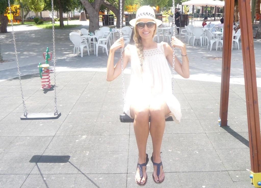 Varios - Holiday Day VI