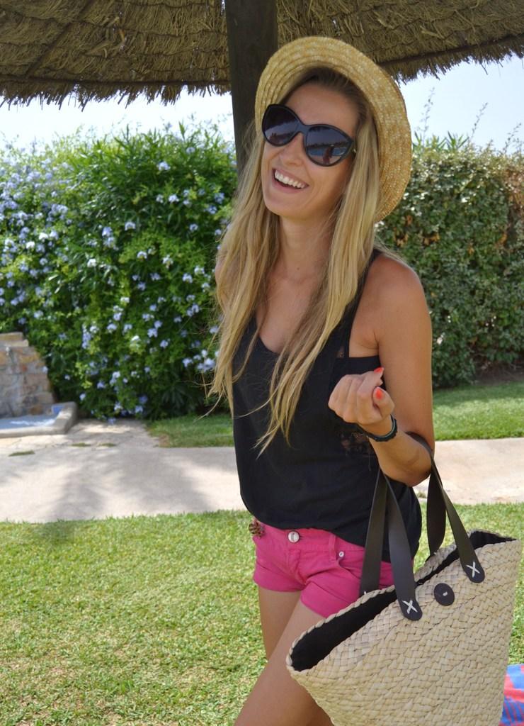 Varios - Holiday Day VI