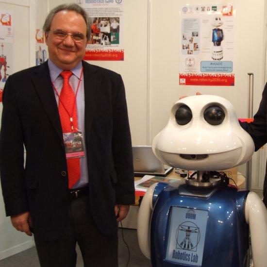 Robots para enfermos de Alzheimer y sus cuidadores