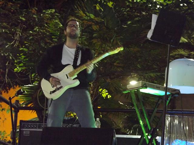 Modalterna.Eventos.POR EL MEDIO DE LA CALLE