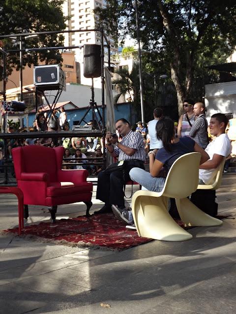 Modalterna.Eventos.POR EL MEDIO DE LA CALLE