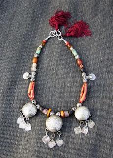 Las joyas bere-ber de las virgenes católicas