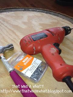 La transformación de un caucho a una mesa excepcional para combinar con unos muebles de Rathan