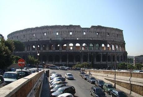 EL COLISEO SE INCLINA Y SE RESTAURA
