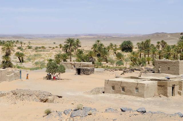 Marruecos. Cuarta etapa: Tinerhir, Gargantas del Todra, Erfoud y Desierto de Erg Chebbi (1).