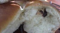 Ensaimada falsa con pepitas de chocolate