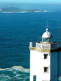 FAROS DE GALICIA: DE LA TORRE DE HÉRCULES AL FARO DE LA ISLA PANCHA EN RIBADEO