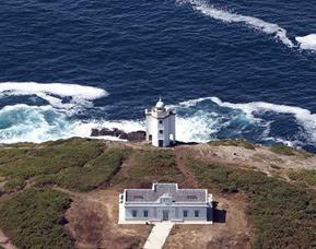 FAROS DE GALICIA: DE LA TORRE DE HÉRCULES AL FARO DE LA ISLA PANCHA EN RIBADEO