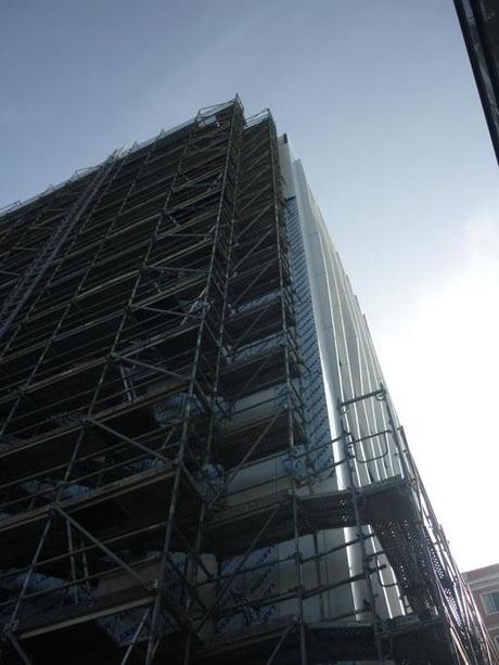 A-cero Projects Avanzan las obras de rehabilitación de fachada, de un céntrico edificio de Madrid