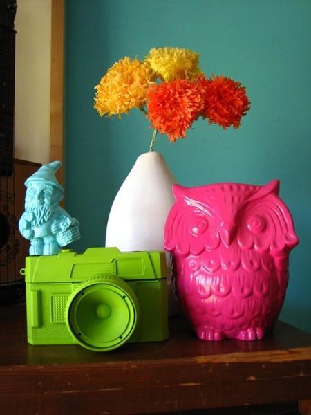 spray paint plastic toys to be decor instead!