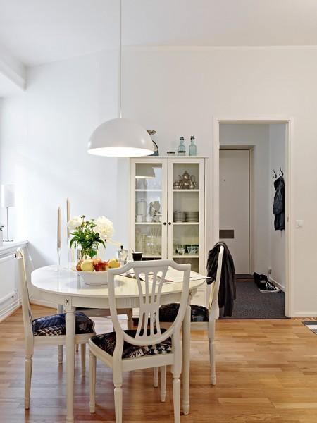 fotos pisos suecos estilo nórdico blog estilo nórdico diseño de interiores decorar casas decoración pisos pequeños decoración muebles de ikea decoración mini pisos decoración escandinava decoración en gris decoración en colores neutros decoración de interiores deco blog cocinas modernas cocinas blancas blog interiores blog decoración sueca blog decoración nórdica blog de interiorismo 