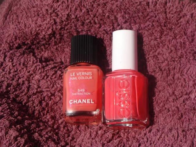 Dos lacas de uñas a prueba: Chanel vs Essie