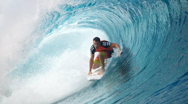 Mick Fanning gana el Billabong Pro Tahiti 2012