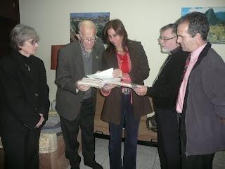 JULIE FREUNDT entrega a la UCSS su documentación del PROYECTO: PUESTA EN VALOR Y NUEVO USO DE LA CASA HACIENDA PUNCHAUCA