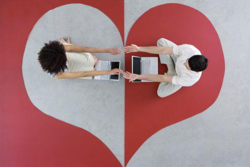 ¿Tienen futuro las relaciones a distancia?