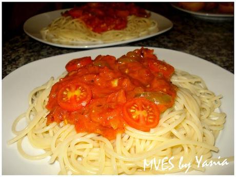 Espaguetis con salsa gorgonzola