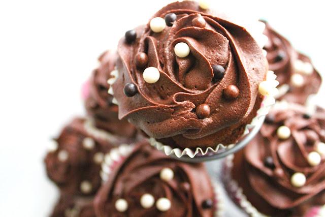 Cupcakes de Baileys con Chocolate y Mi Tienda!!!!