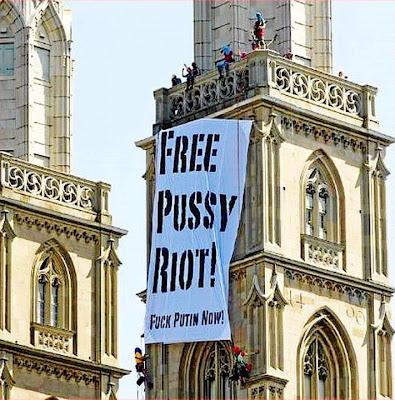 Unos hackers atacan la sede virtual del Tribunal que condenó a las Pussy Riot