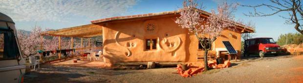 Una alternativa de casas elaboradas con paja (realmente me sorprendieron muy bonitas)