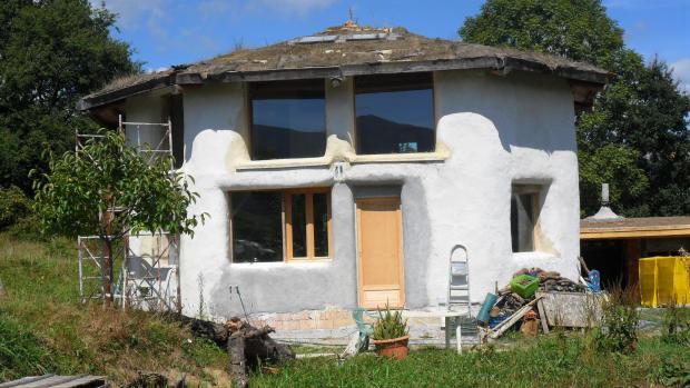 Una alternativa de casas elaboradas con paja (realmente me sorprendieron muy bonitas)