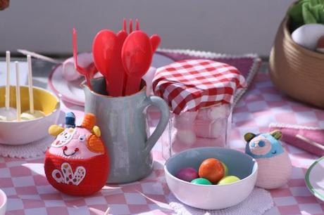 Un picnic infantil de fiesta de cumpleaños