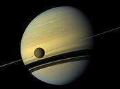 Saturno Titán color natural