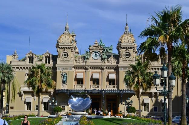 El famoso casino de Montecarlo, Principado de Mónaco