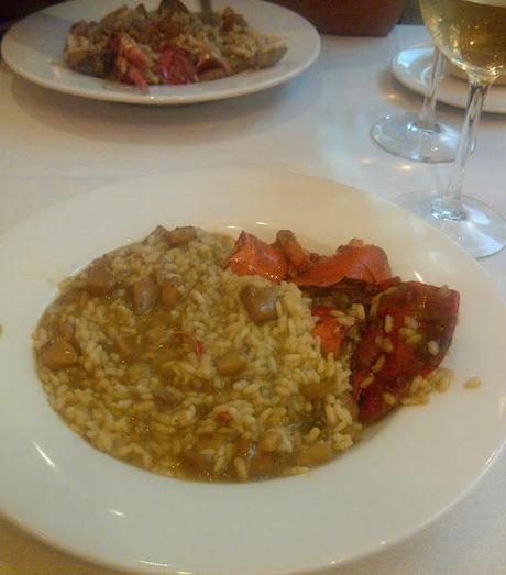 Arroz caldoso de bogavante en el Restaurante La Camarga en Barcelona