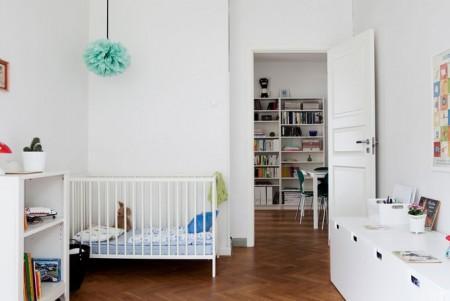 Sillas Hormiga de Fritz Hansen Kitchen Aid en rojo jarra termo de Stelton Estilo nórdico elegante estilo nórdico decoración estantería en blanco de String diseños de interiores cocinas diseño de interiores diseño d interiores decoración y diseño de interiores decoración salones decoración salón decoración interiorismo decoración interiores decoración del hogar decoración de diseño casas de diseño de interiores blog interiorismo blog decoración nórdica alta decoración 