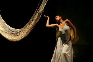 Todos los géneros de la danza se dan cita en el teatro legaria