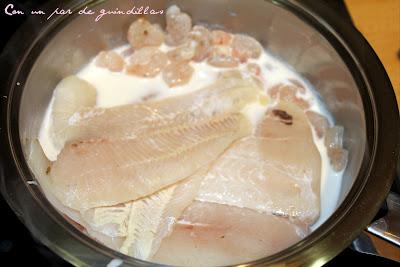 Mousse de merluza y gambas