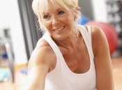 Estudio prueba ejercicio físico ayuda aliviar síntomas menopausia