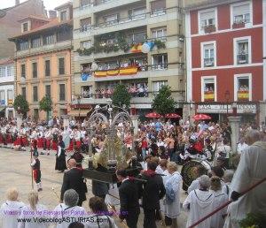 Fiestas del Portal Villaviciosa: Regreso a iglesia