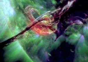 Espectacular erupción de un filamento solar captada por el SDO (vídeo)