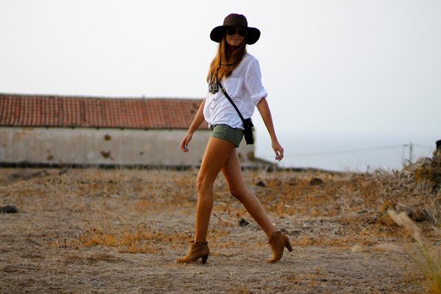 Safari Girl