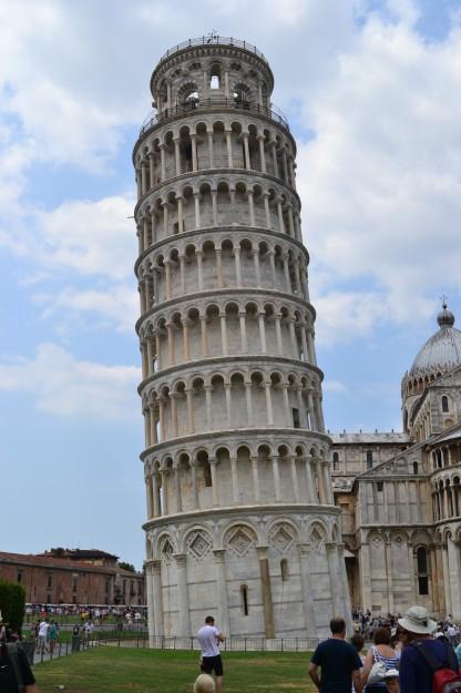 La famosa y bellísima Torre Inclinada de Pisa