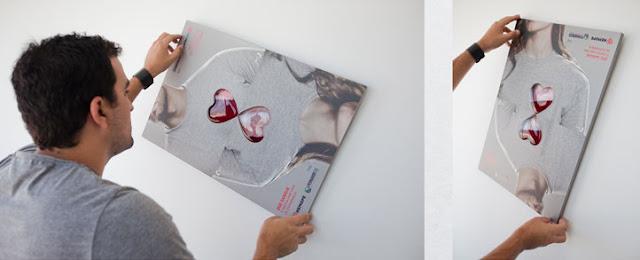 Un póster con sangre incluída