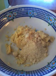 TARTA DE HIGOS, REQUESÓN Y MIEL