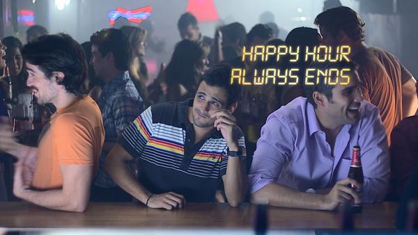 La hora feliz que no termina