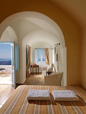 Tholos, un Resort Rustico en Santorini